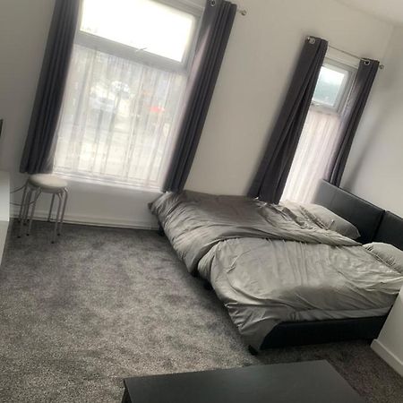 New 2 Bedroom Apartment In Greater Manchester Ashton-under-Lyne Dış mekan fotoğraf